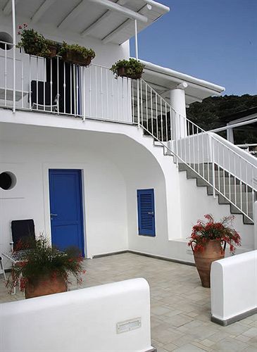 Hotel La Terrazza Panarea Buitenkant foto
